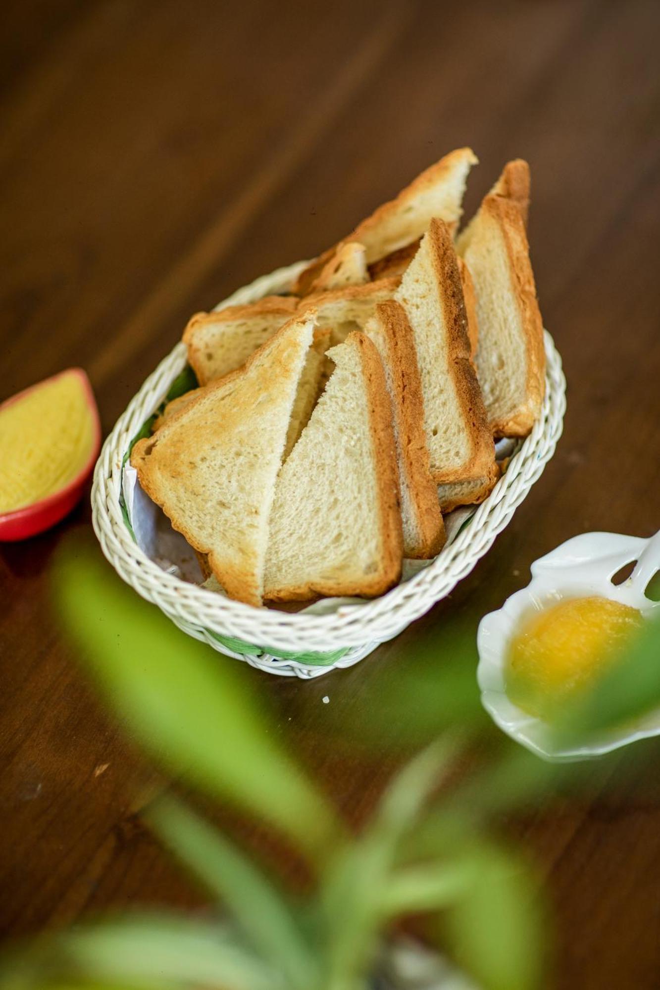 Three Shades Bed & Breakfast กอลล์ ภายนอก รูปภาพ
