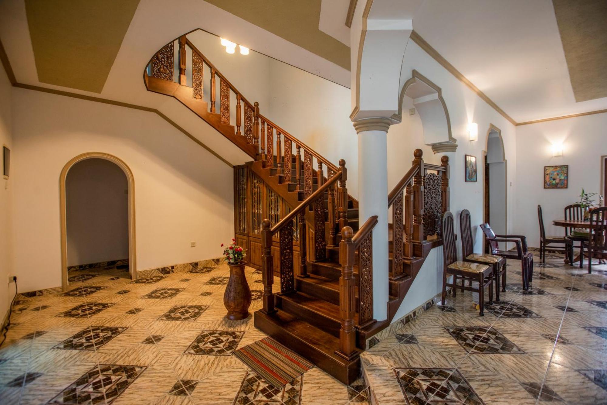 Three Shades Bed & Breakfast กอลล์ ภายนอก รูปภาพ