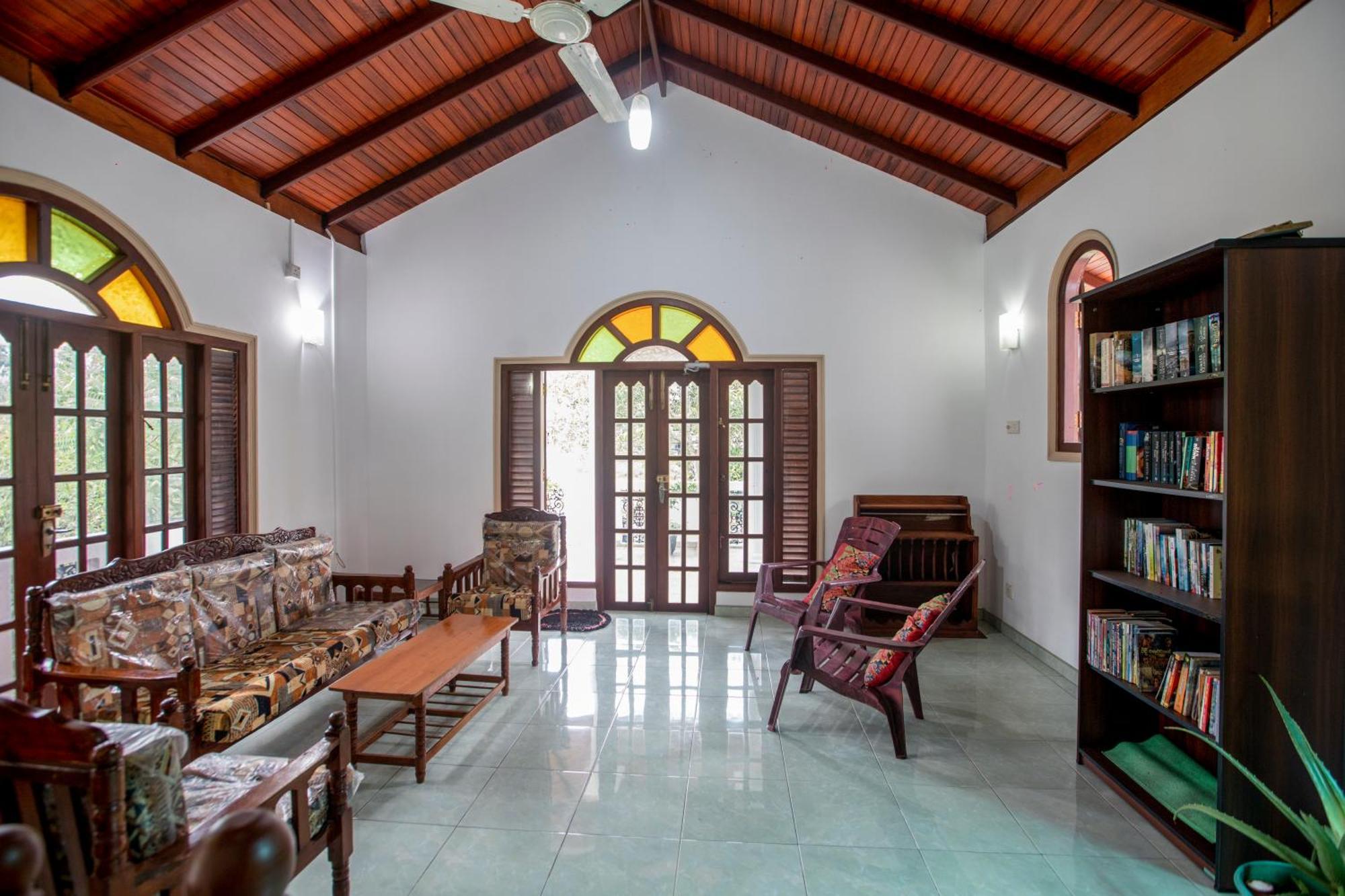 Three Shades Bed & Breakfast กอลล์ ภายนอก รูปภาพ