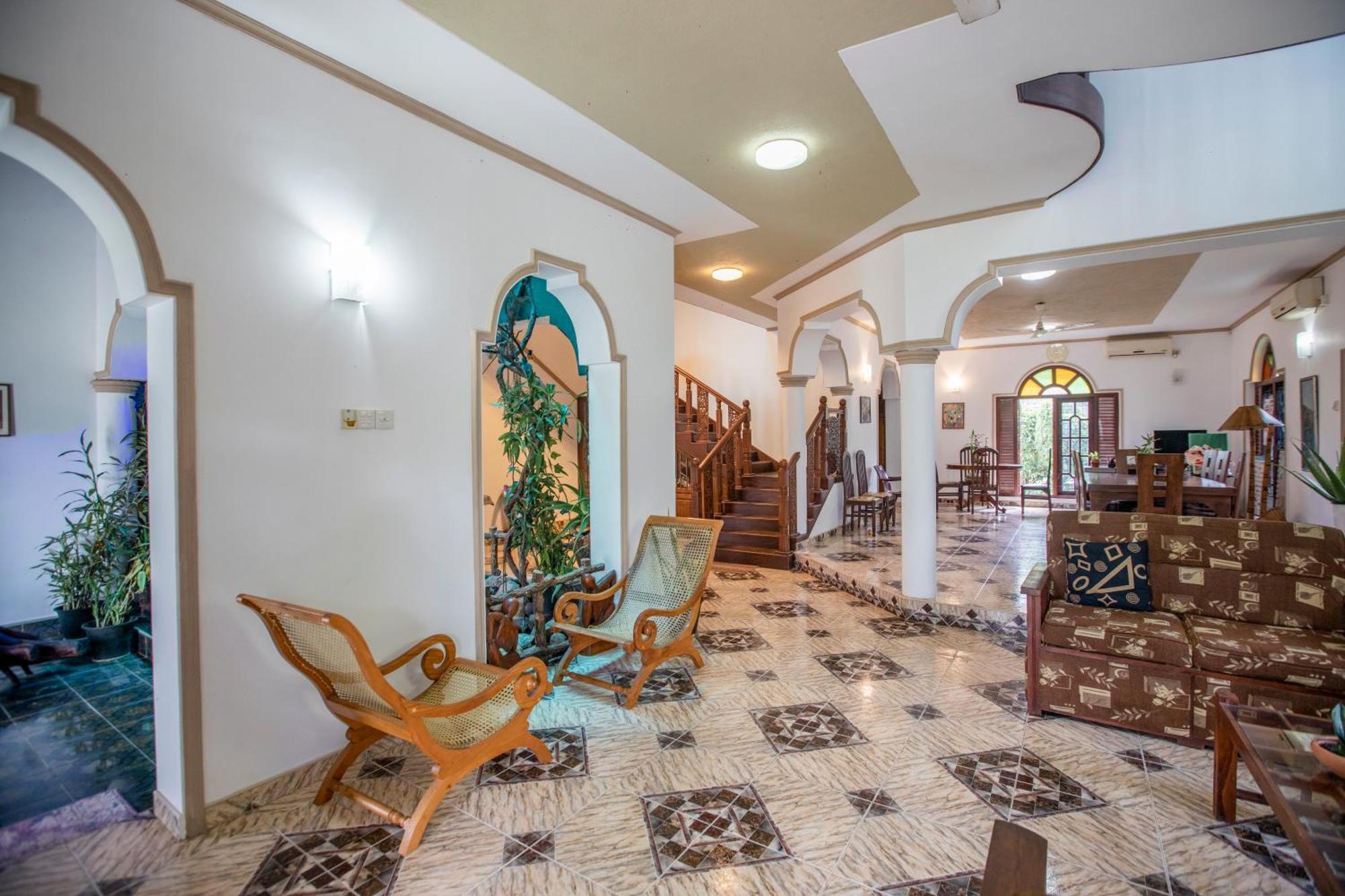Three Shades Bed & Breakfast กอลล์ ภายนอก รูปภาพ
