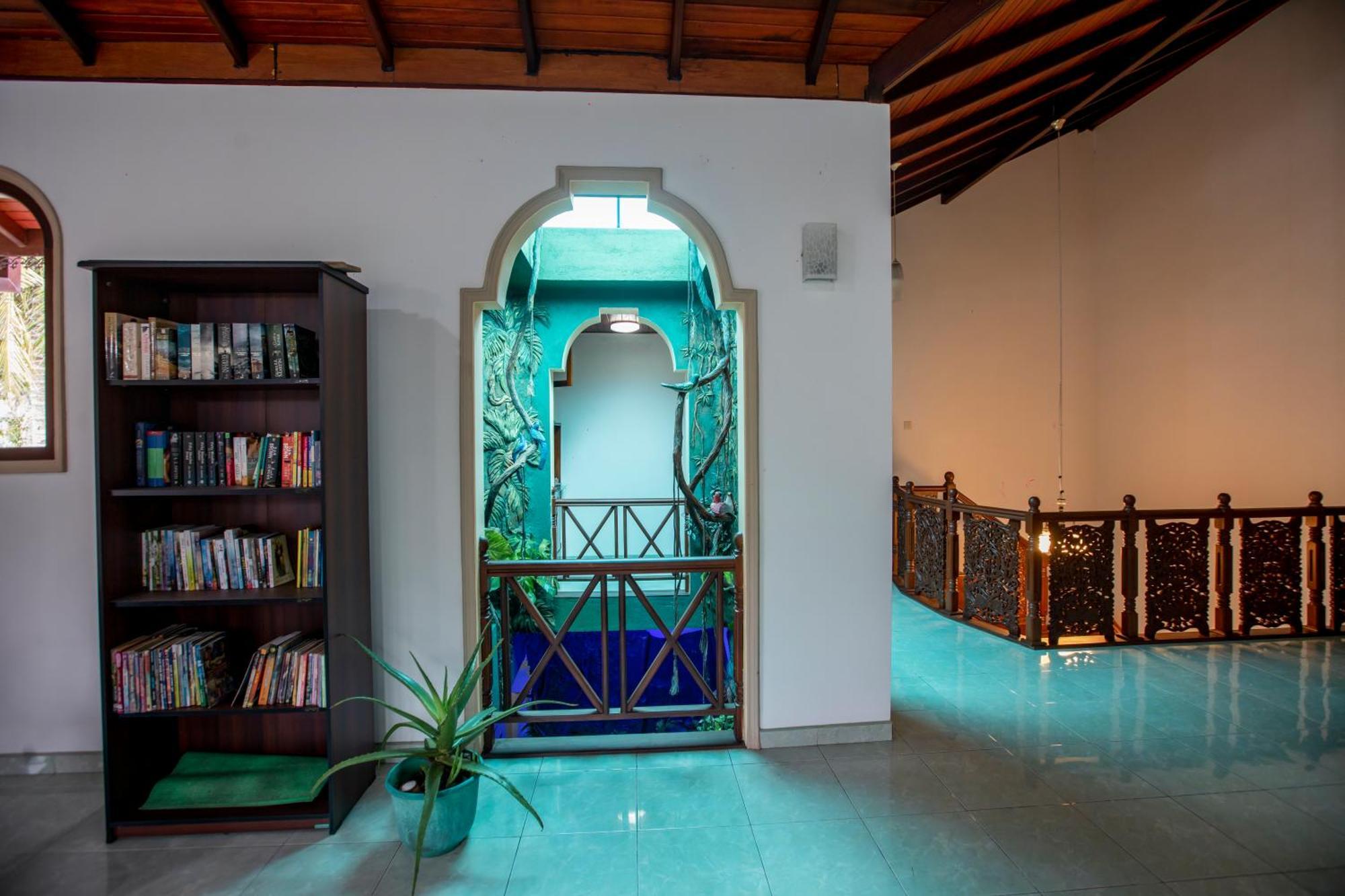 Three Shades Bed & Breakfast กอลล์ ภายนอก รูปภาพ