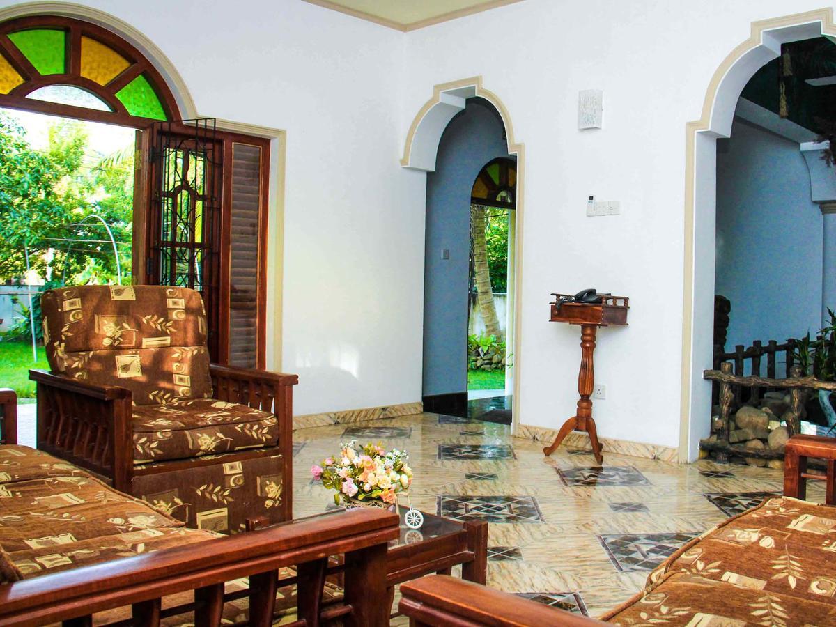 Three Shades Bed & Breakfast กอลล์ ภายนอก รูปภาพ